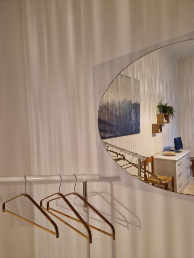 At Monica's In - Stazione Labaro Apartment Rom